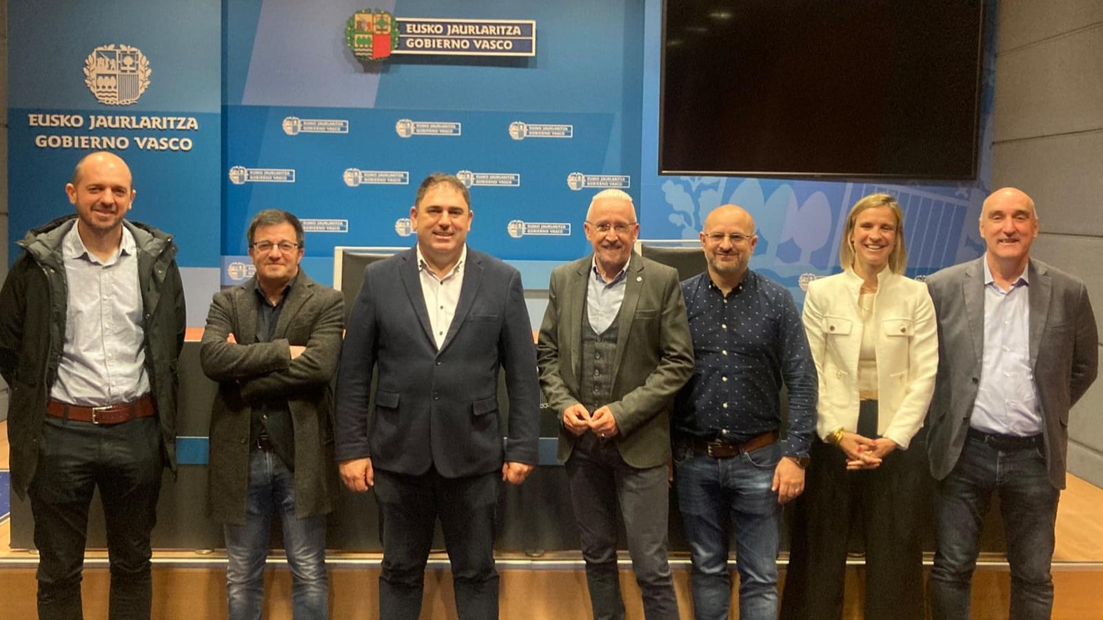 HETEL eta Kataluniako ACFPI LH elkartearen topaketa Jon Labaka LHko Sailburuordearekin